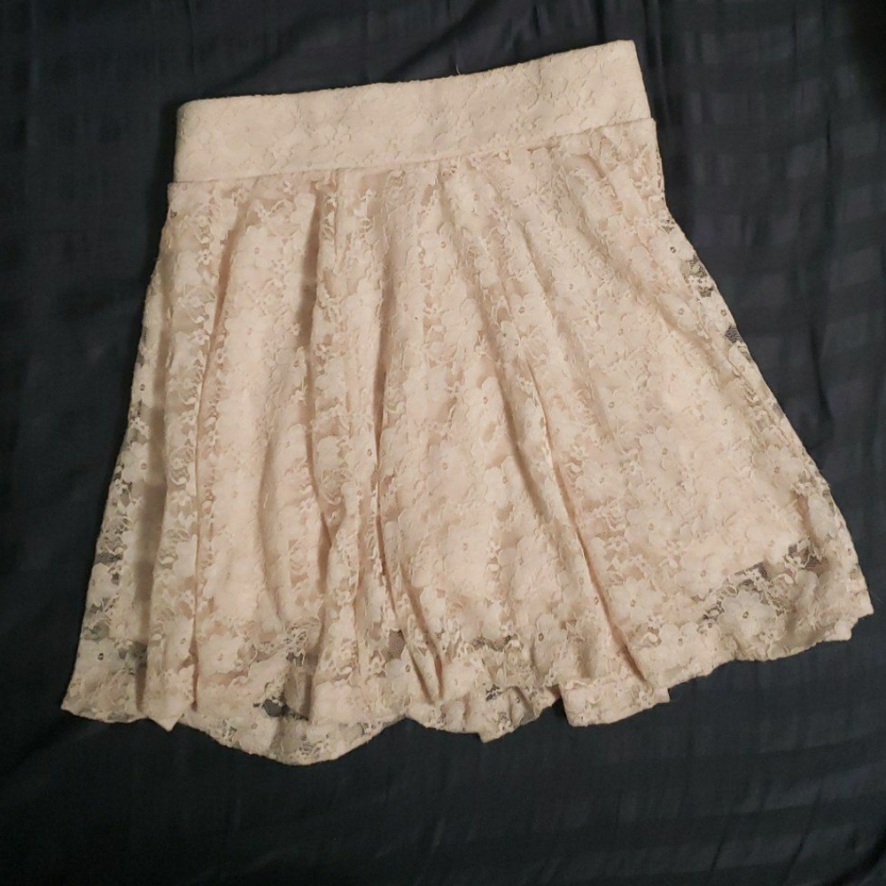 H&M blush pink floral lace skirt
